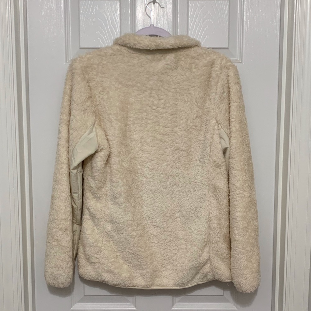 New Balance Women’s Deep Pile Fleece Jacket - Picture 3 of 4